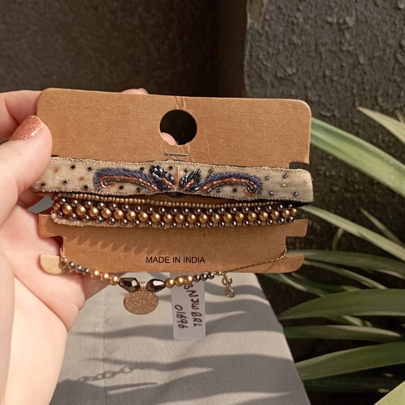 ♥️ NWT Boho Bracelet Set - Picture 6 of 8